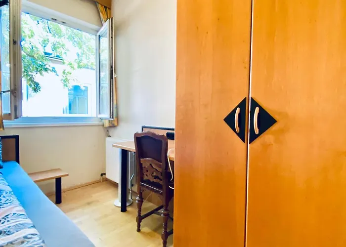 Affordable Rooms, 10-min To Lugner