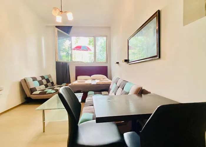 Affordable Rooms, 10-min To Lugner Apartment *