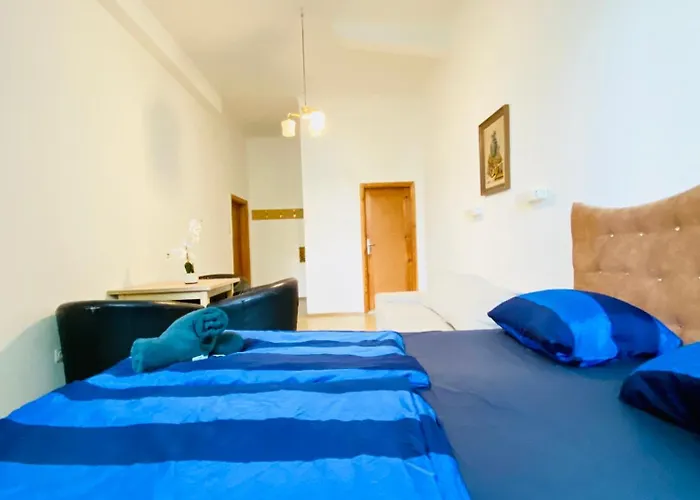Affordable Rooms, 10-min To Lugner