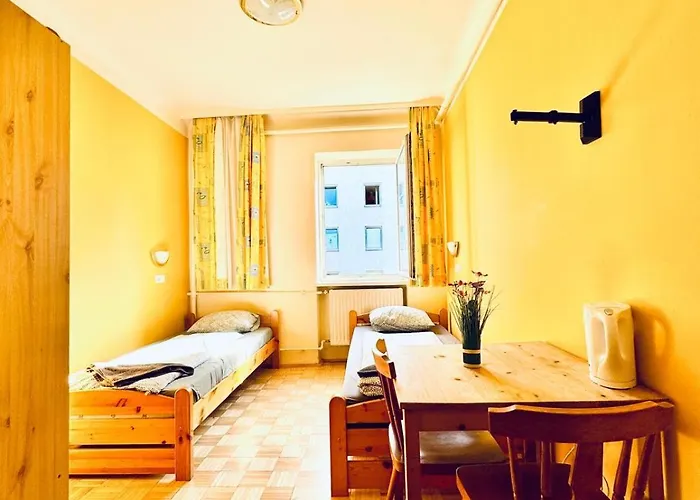 Apartment Affordable Rooms, 10-min To Lugner Vienna