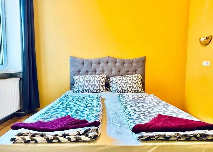 Affordable Rooms, 10-min To Lugner * Vienna